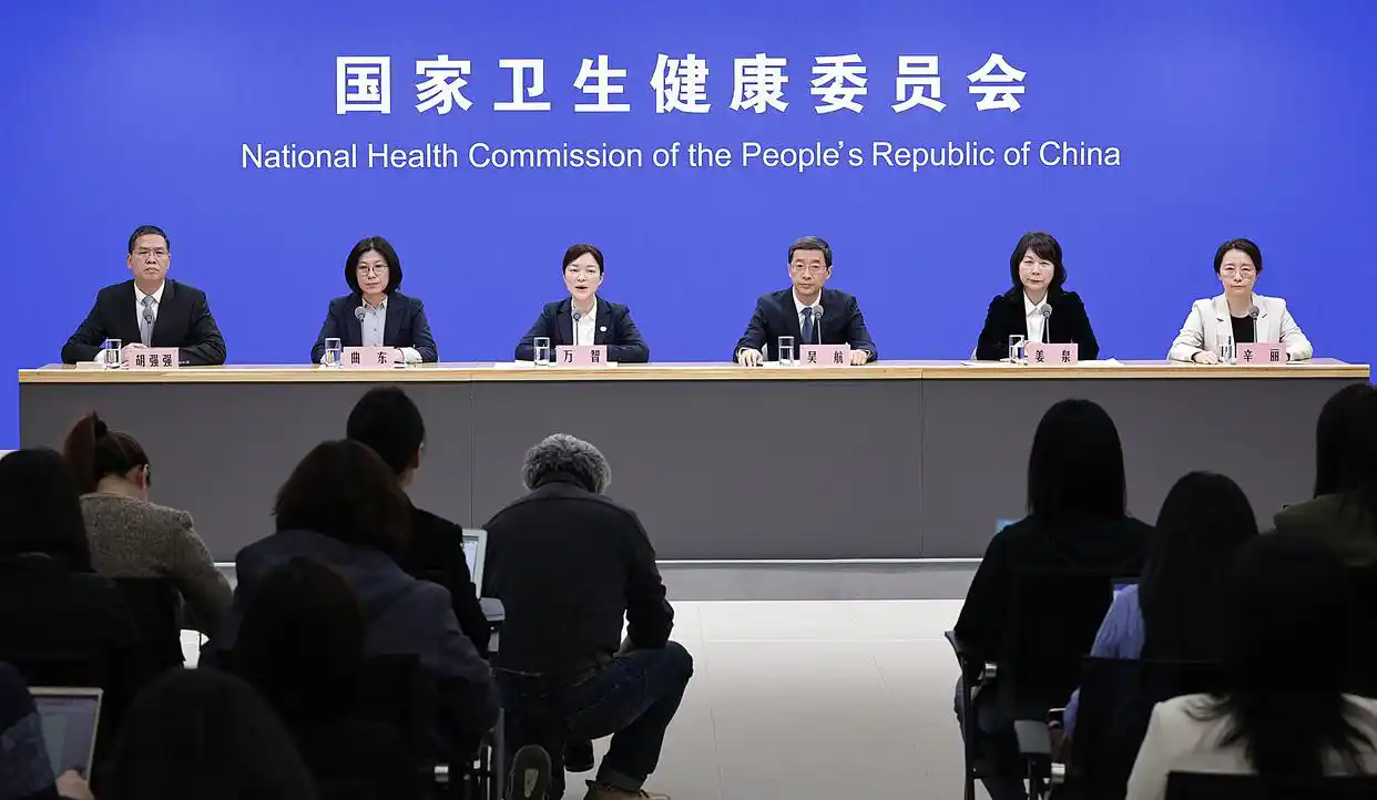 从国家卫健委提醒看健康监测的“贴合度”革命